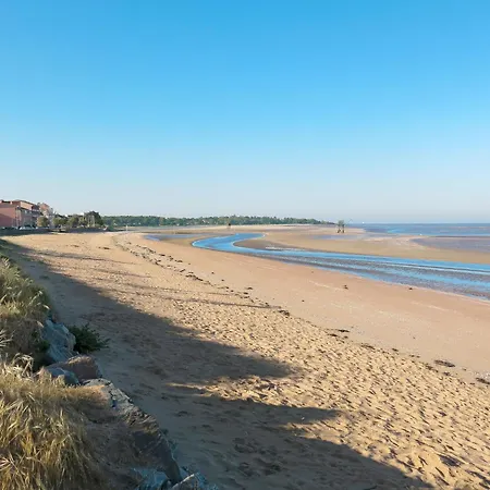 بيت للعطل L'estuaire By Interhome سانت-بريفين-لي-بان